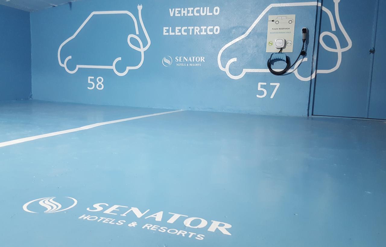 Senator Hotel 4*